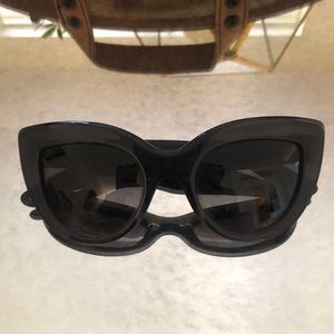 Bottega veneta black cat eye sunglasses